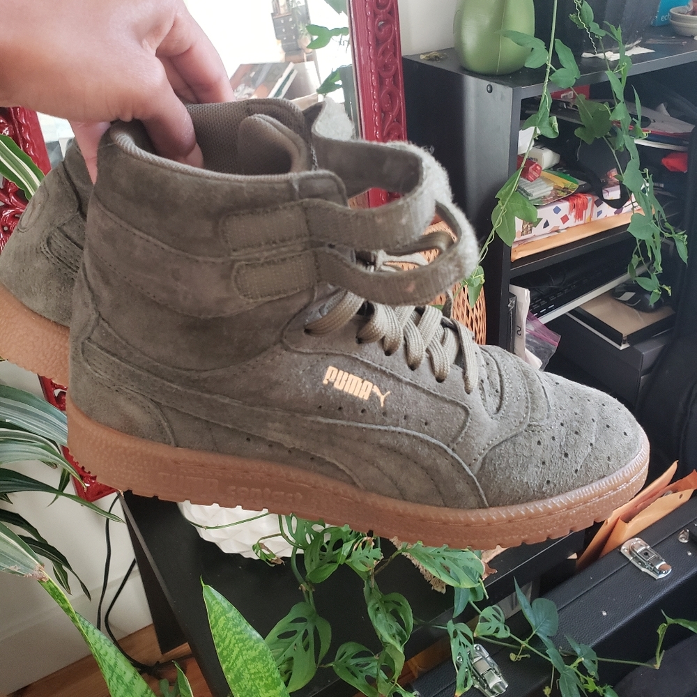Olive Puma Sky Contact